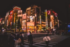 東京の看護師の年収平均はどのくらいですか？