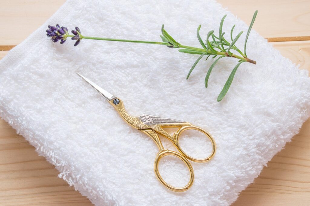 助産師が転職することで年収アップを実現する方法は？